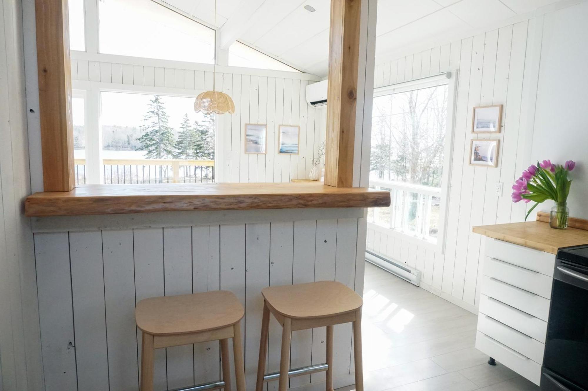 Blissful Oceanfront Cottage In Port Mouton Buitenkant foto