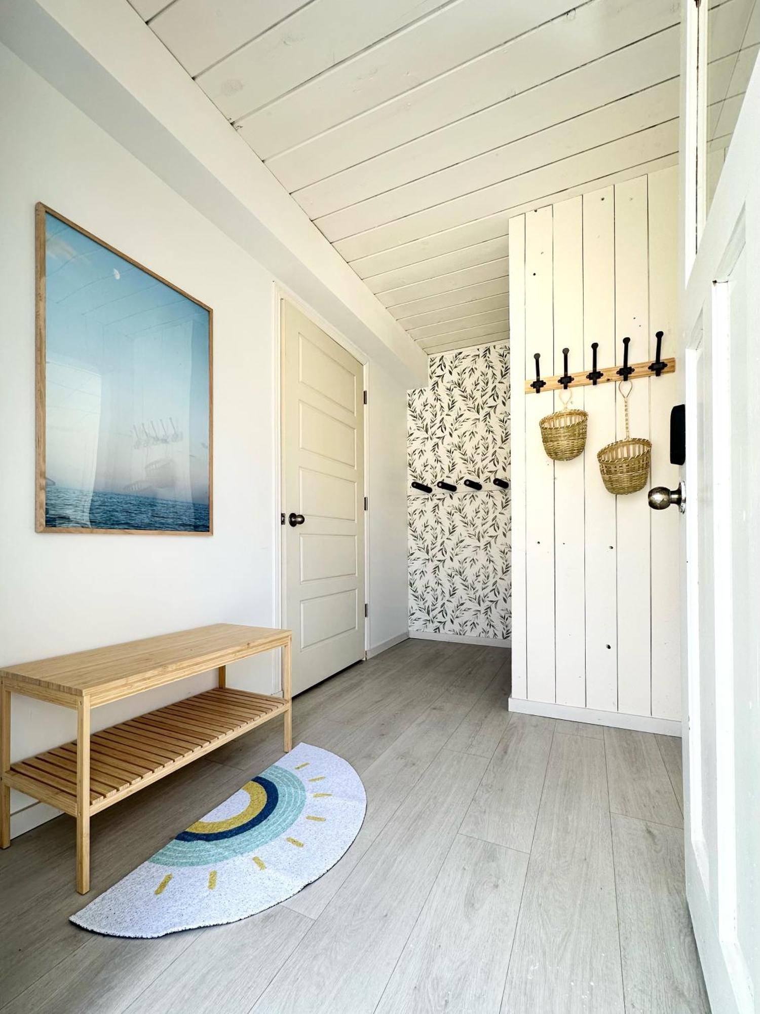 Blissful Oceanfront Cottage In Port Mouton Buitenkant foto